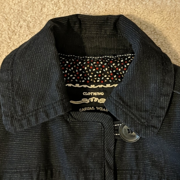 Jacket - Picture 3 of 6